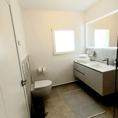 Apartamento Zoo Con Vistas Al Mar, Al Castillo De Y Al Montgo