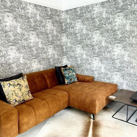 Apartamento Zoo Con Vistas Al Mar, Al Castillo De Y Al Montgo *